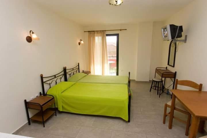Ιωλκοσ Aparthotel Lutrá Edipszú Kültér fotó