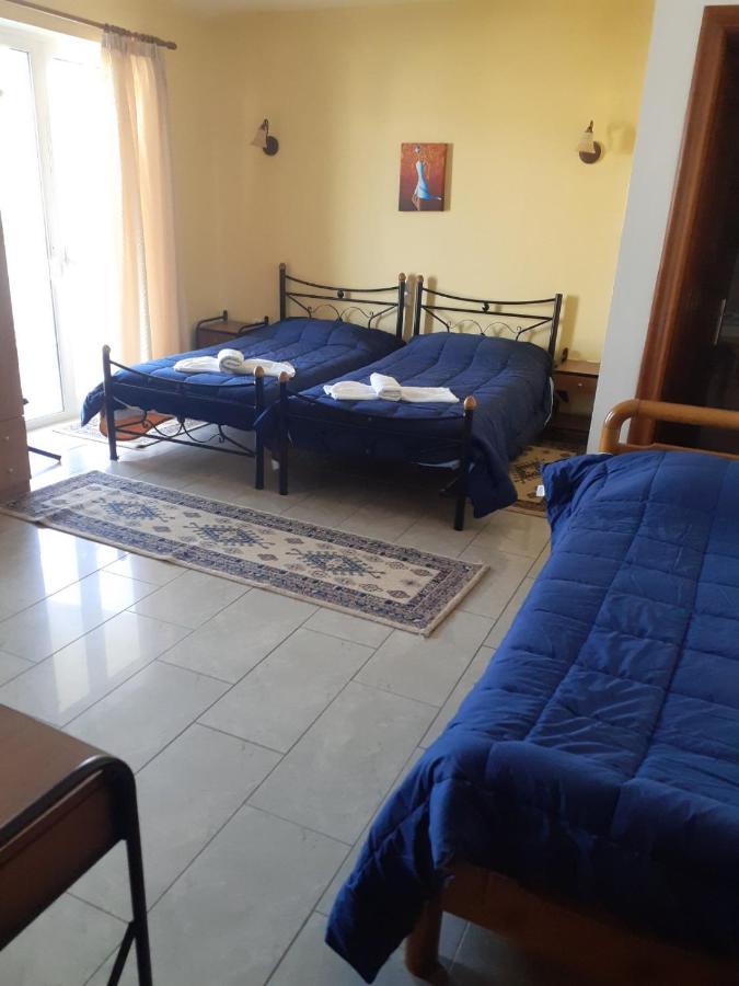 Ιωλκοσ Aparthotel Lutrá Edipszú Kültér fotó